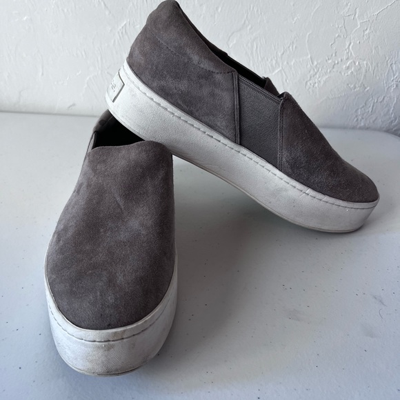 Vince Warren Nubuck Sneaker - Picture 2 of 7